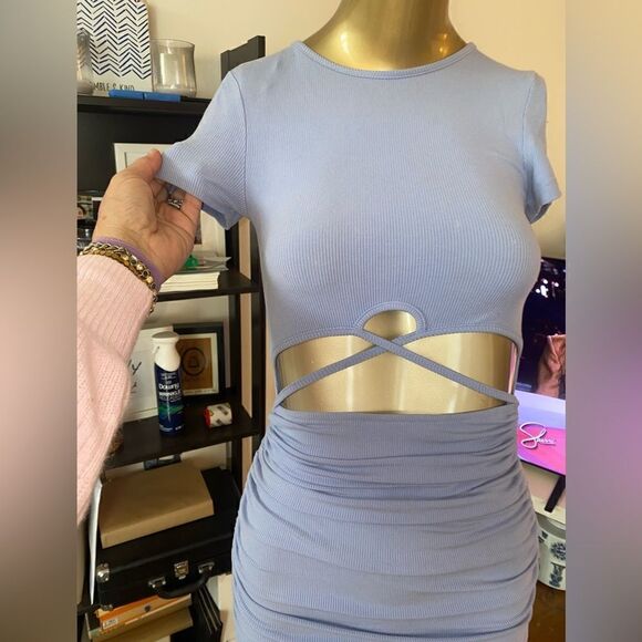 Bodycon ribbed T-shirt dress cut outs across the waist line Adjustable gathers - Picture 4 of 7